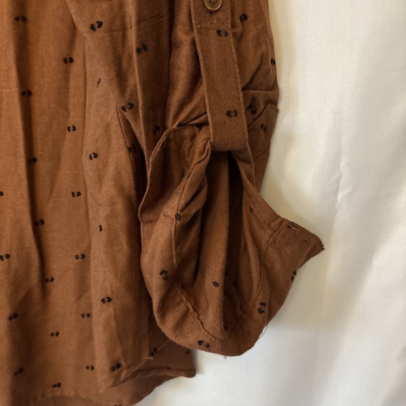 CJ Banks Blouse Women 2X Brown Textured Roll-Tab Long Sleeve Pockets Lightweight - Picture 3 of 6